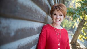 Traube appointed dean of Brown School