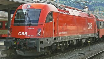 Trať Bratislava - Komárno. Uvidíme TUPE v priamom prenose?