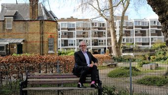 Scandal-Hit British Banks Turn to 'Weirdy Beardy'.. and his bright pink socks