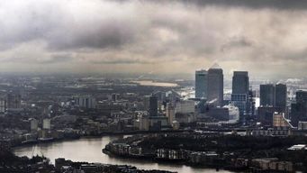 Rivals line up for bid to seize London's crown