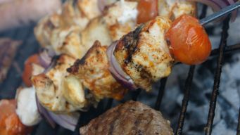 Sausage pork loin short ribs shankle fatback.-B