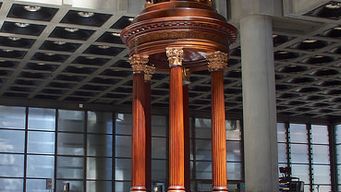Lloyd's Market & Lake Wobegon Effect