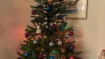 The Christmas I worked as a bouncer helping the homeless