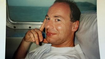 The CEO, the Sting, and the Seven-Figure Deal