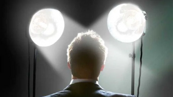 SOCIAL SELLING - "Convince me, and tell me every last detail"