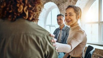 To increase your win rate, research shows your salespeople need to be "trustworthy experts"