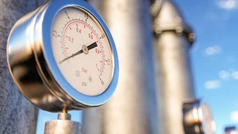 Average contract values are down 20.3% QoQ - Marketers need to find 20% of additional pipeline - Sellers need to close an extra 2 customers -- each