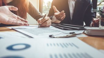 Some advice for pushy sales reps on how to close deals faster