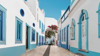 My first trip abroad: Lessons from the Algarve