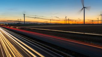 Why we might soon drive cars on electrified roads