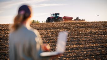 ‘Grain Bank Accounts’ Free Indian Farmers from Middleman Through Online Marketplace