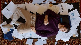 Tax Court Rejects Reeds' Deduction Claims Over Poor Recordkeeping and Commingled Funds