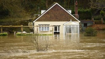 UK struggling to keep pace with climate change impacts, says the CCC