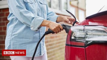 Electric vehicle charging points from 2022 in UK