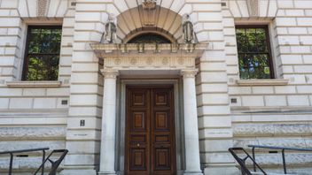 Treasury consults on new "Reserved Investor Fund"