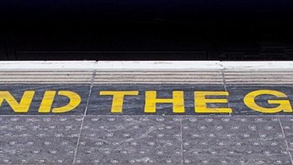 Closing the gender pay gap - a data-driven approach