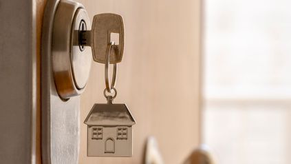 Local regulation catching up with Airbnb and Homeaway: