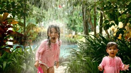 Vote Trip Advisor's community travel photos
