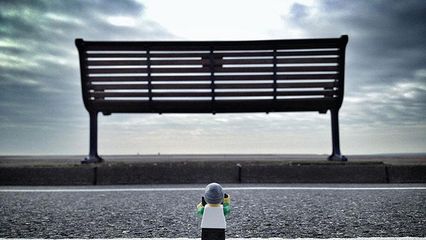 Tiny logo photographer & his adventures