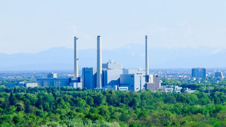 Energy Industry Accelerates Shift Toward Renewable Fuels and Low-Carbon Solutions