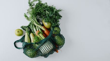 Study: Consumers motivated by 'green' words and images in food and drink adverts
