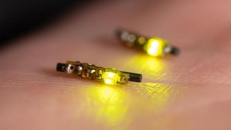 Implantable LEDs have potential to destroy cancer cells