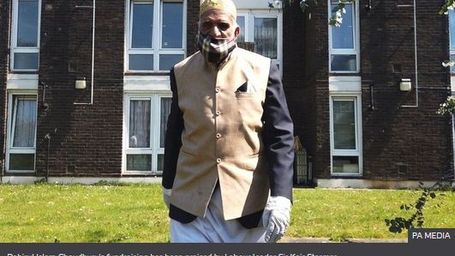 A 100-year-old London man has raised more than £150,000 for coronavirus relief by walking while fasting for Ramadan