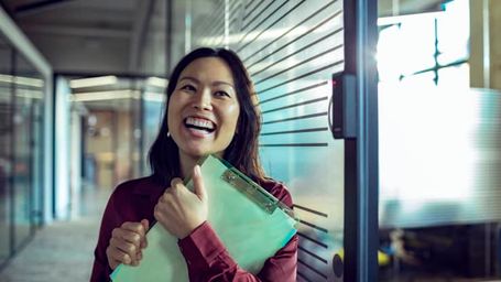 These Stanford experts say humor is the key to great leadership: ‘We can do serious things without taking ourselves too seriously’