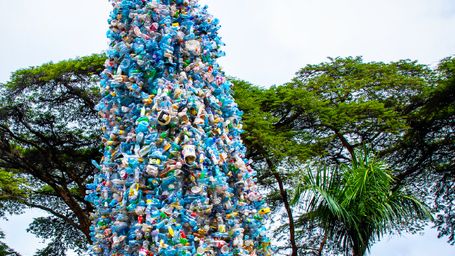 Turning off the Tap: How the world can end plastic pollution and create a circular economy