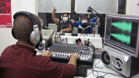 Radio Abierta de Sevilla, una radio comunitaria, educativa y… divertida