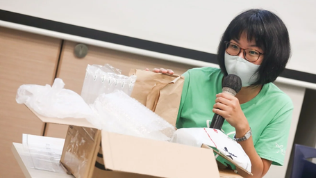 780 million pieces of plastic packaging used for Hong Kong online shopping orders in 2020; green group urges regulation of issue