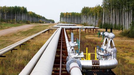 Canada oil sands producers to begin evaluating proposed carbon storage site