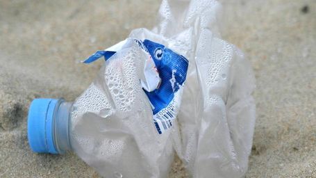 Des bouteilles en plastique recyclées en arôme de vanille