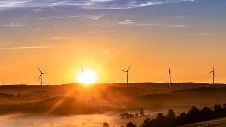 ¿Pagaríamos menos si toda la electricidad fuera renovable?