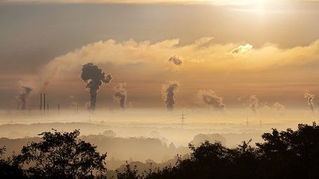 La contaminación del aire causa 6,5 millones de muertos al año, recuerda la ONU