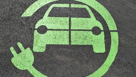 Madrid inaugura la mayor electrolinera de España de la mano de Endesa y Eysa