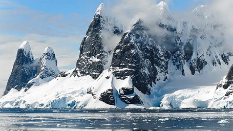 Hallan una nueva isla en la Antártida a causa del deshielo