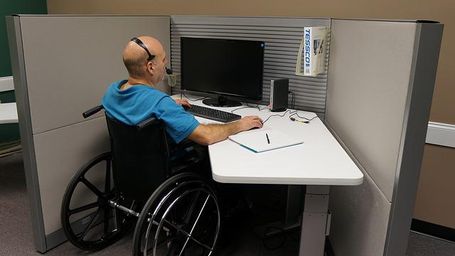 'Zoombados', el proyecto que une a personas con discapacidad y empresas: "Sueño cumplido, trabajo de conductor"