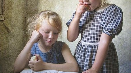 Nuevo informe de la UNESCO sobre el derecho de las niñas y las mujeres a la educación: “Proteger sus derechos, reforzar sus leyes”