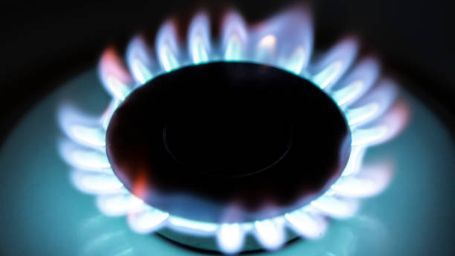 El Gobierno rebaja el IVA del gas natural desde el 21% hasta el 5% para todos los consumidores, entre otras medidas del ámbito de la energía