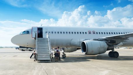 Here’s Why You Always Board Planes On The Left