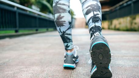 Scientists Identify The Optimal Number of Daily Steps For Longevity, And It's Not 10,000