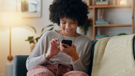 Why Gen Z & Millennials are hung up on answering the phone