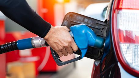 Is Topping Off Your Gas Tank Bad For Your Car?