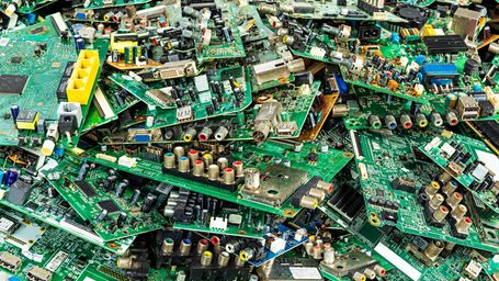 Electronic waste: the new source for producing affordable green hydrogen that could accelerate the energy transition
