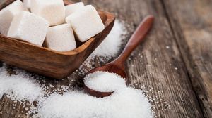 Keeping addicted to sugar? Taste 80% by your nose? Twice: no.