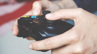 “Action Replay” – the German Federal Supreme Court submits questions on copyright protection against “cheating” devices for PlayStation Portable games