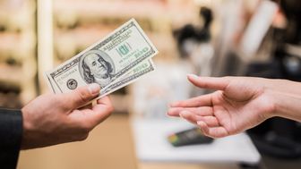 New York Law Requiring Retailers to Accept Cash Goes Into Effect