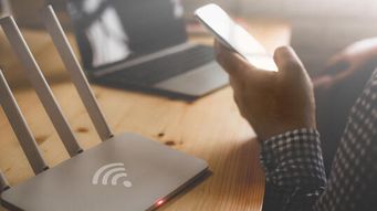 Can US Government Help Improve Broadband?