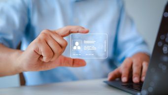 Li Europan lingues es membres del sam familie. Lor separat existentie es un myth. Por scientie, musica, sport etc, litot Europa usa li sam vocabular.a